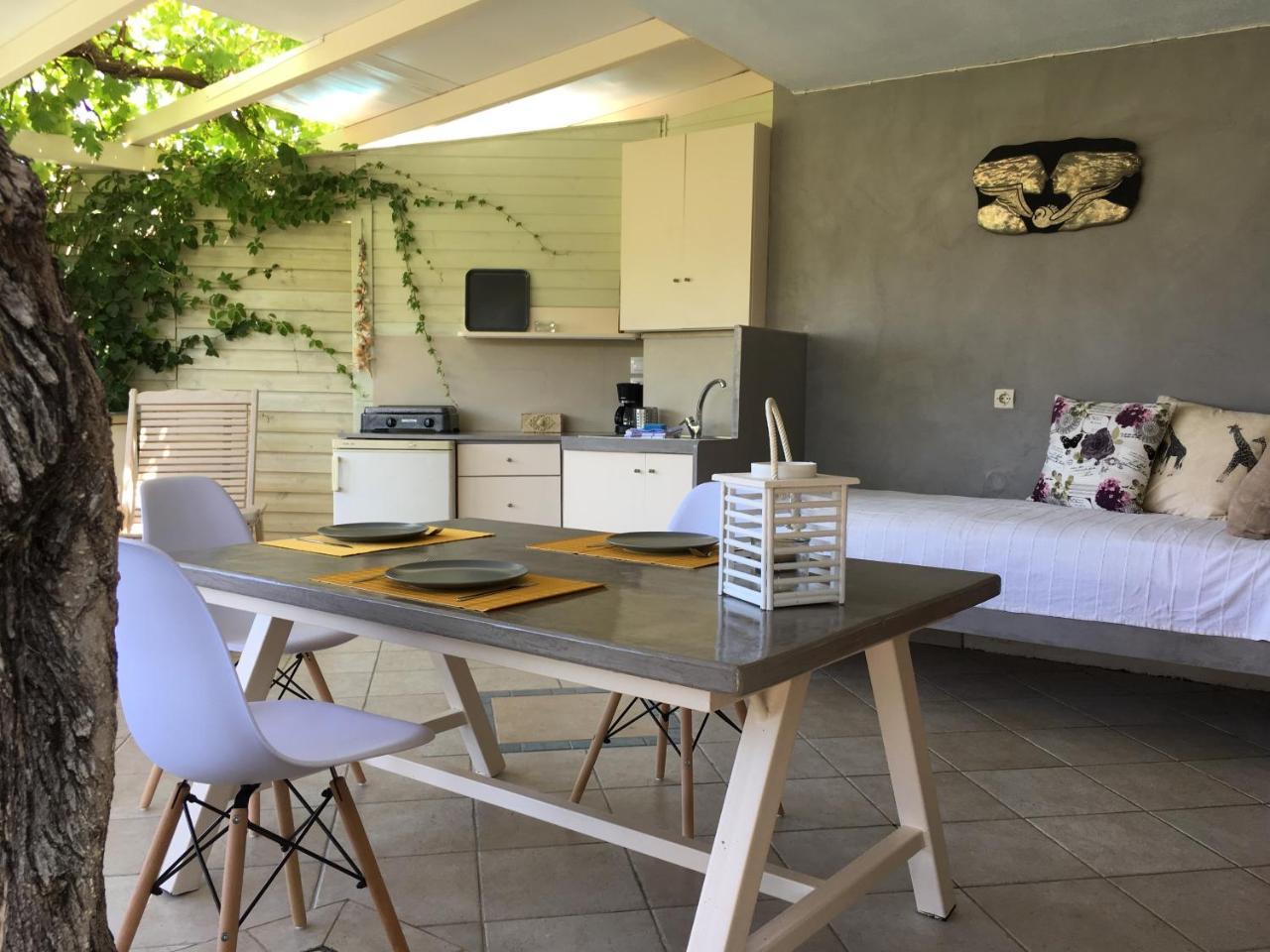 Villa Christianna Studios Ayios Nikitas Ngoại thất bức ảnh
